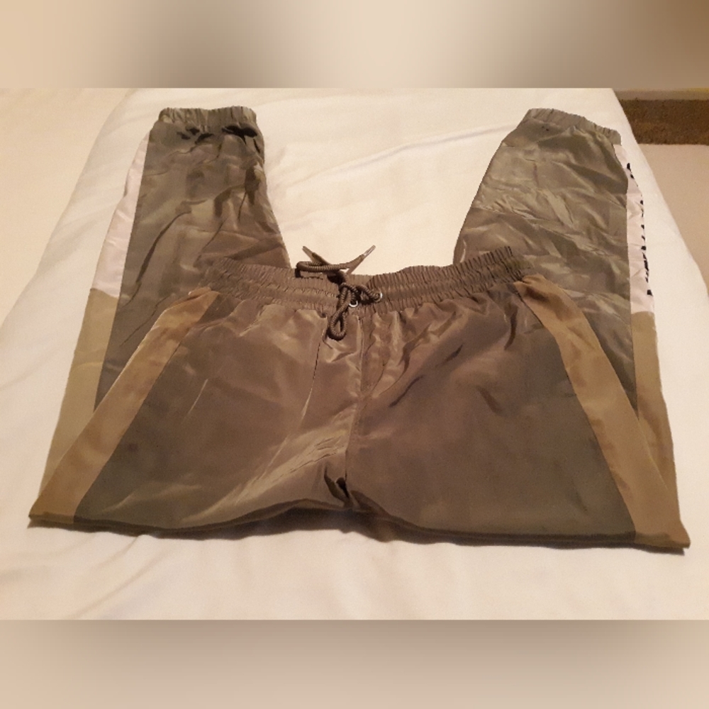 Calvin Klein Performance Joggers M EUC - Picture 6 of 11